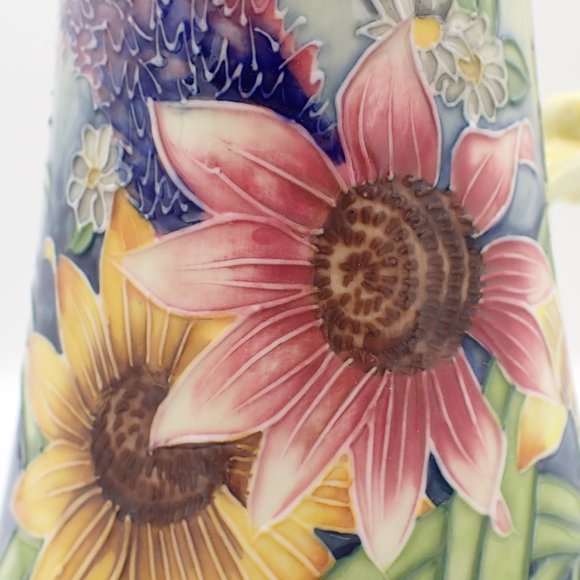 OLD TUPTON WARE/Summer Bouquet Vintage Pitcher/Vase. - Picture 8 of 11